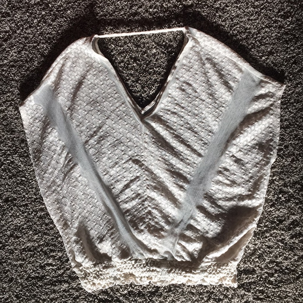 Guess Lace top
